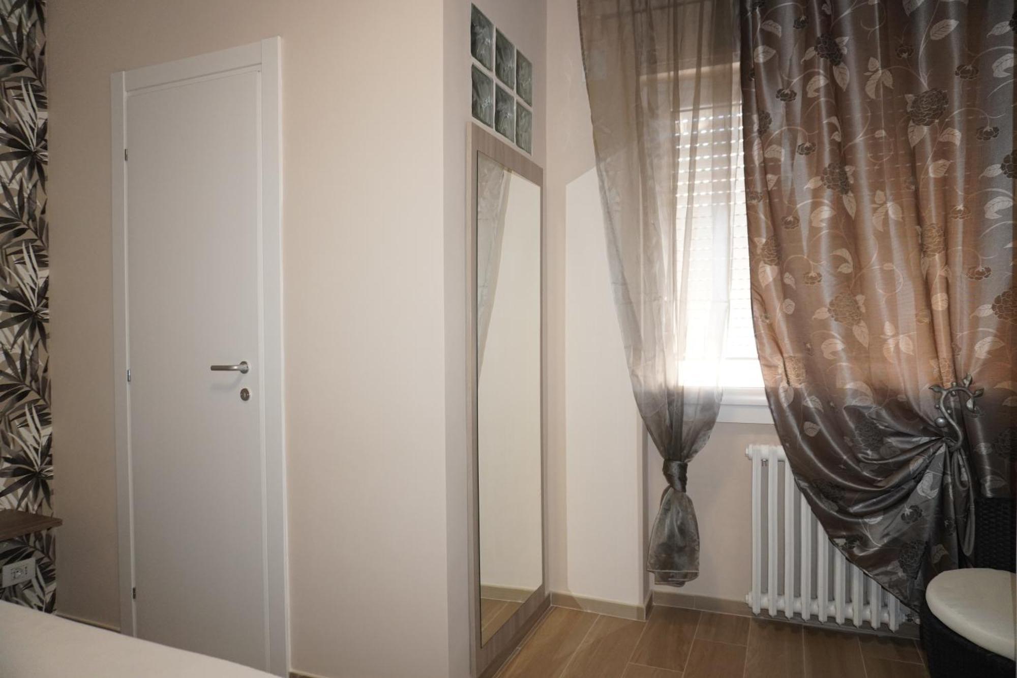 Apartament La Casa Di Barbara E Franca Rzym Zewnętrze zdjęcie